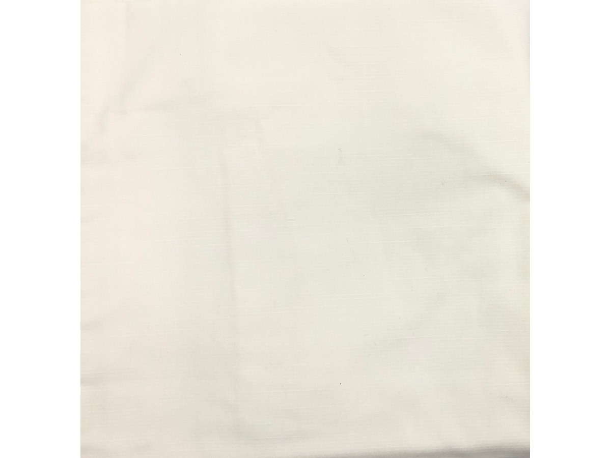 白シルクウール紬半着物（身長171～174cm/胴回り75～85cm向け）