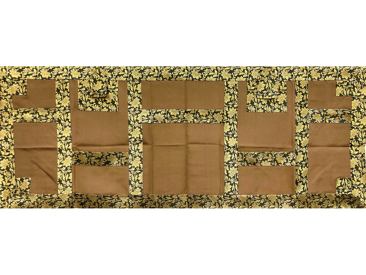 【完売】茶木蘭塩瀬台紺地色糸入唐花縁割切　羽二重裏付