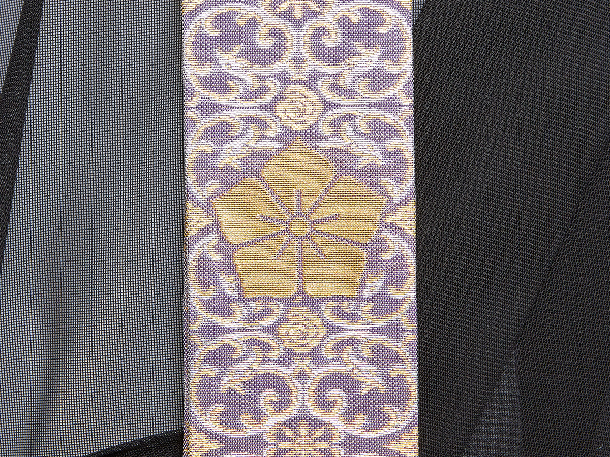 鼠金紗銀糸入華紋折五條 桔梗紋