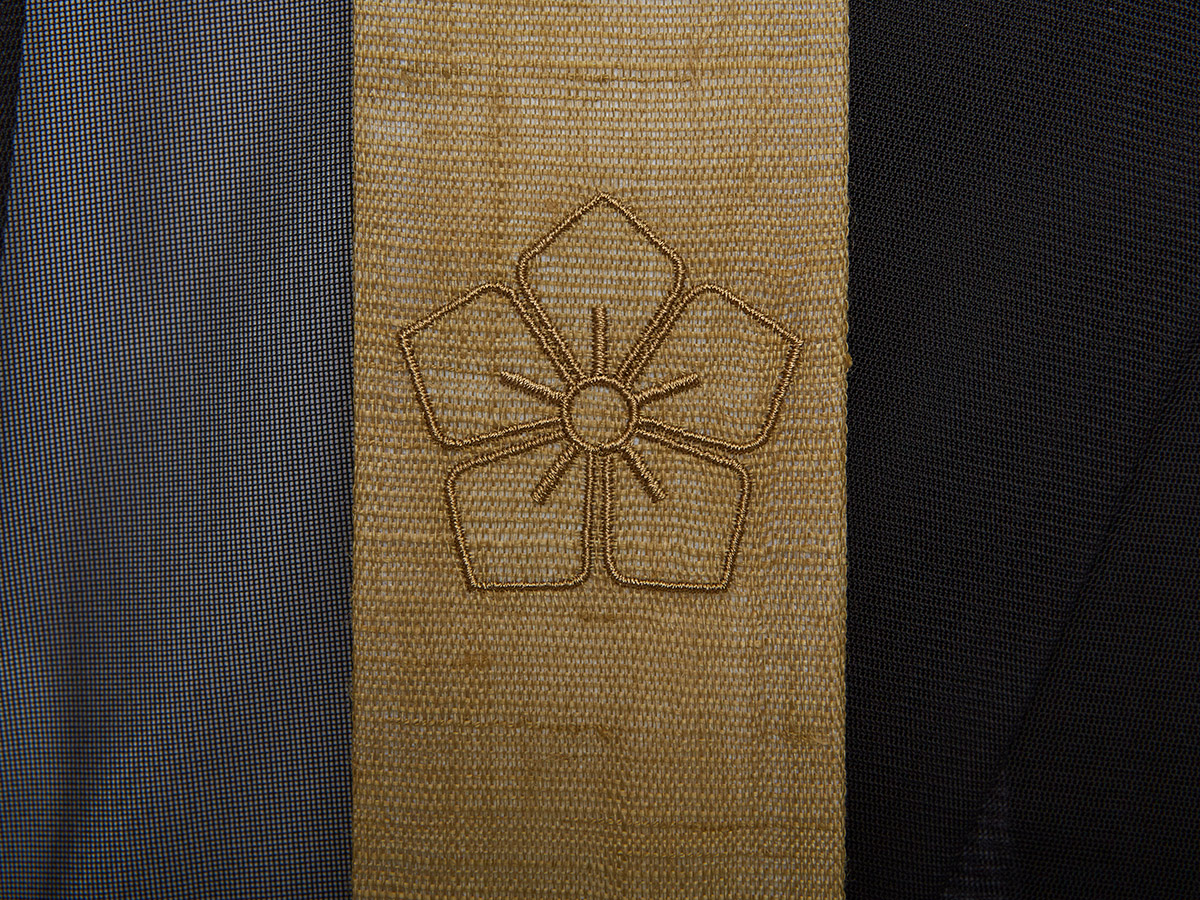 うす茶本麻折五條　影紋　桔梗紋